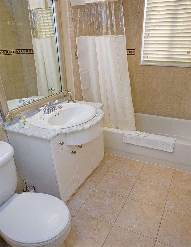 Sun Harbour Boutique Hotel Bal Harbour Bagian luar foto
