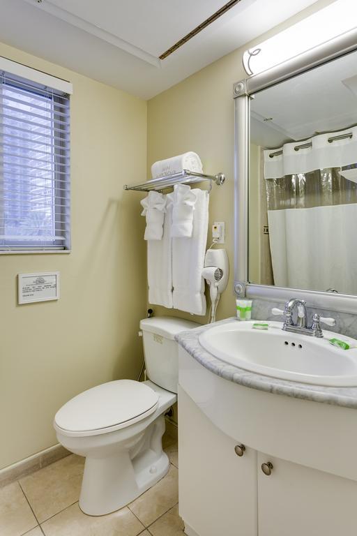 Sun Harbour Boutique Hotel Bal Harbour Bagian luar foto
