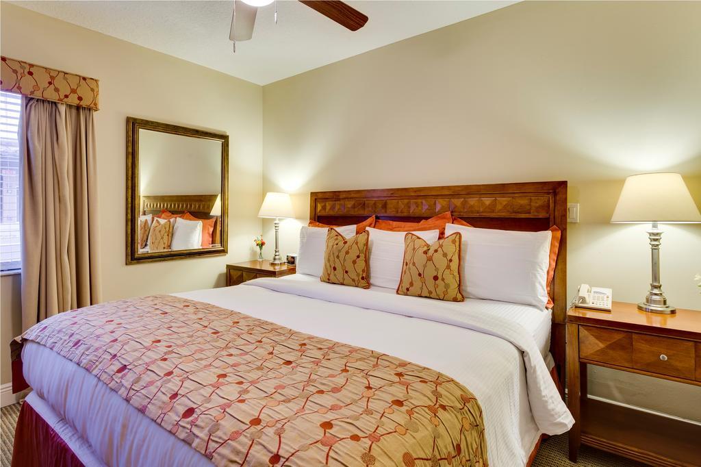 Sun Harbour Boutique Hotel Bal Harbour Bagian luar foto