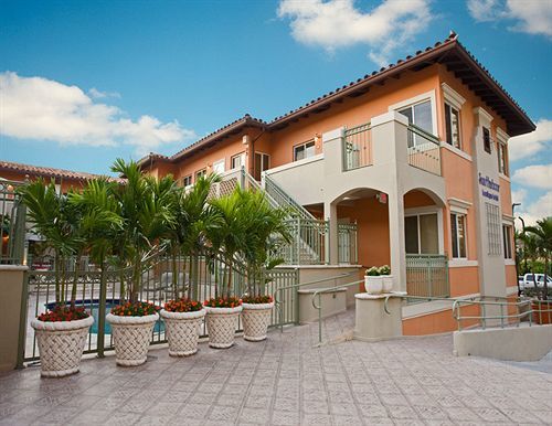 Sun Harbour Boutique Hotel Bal Harbour Bagian luar foto